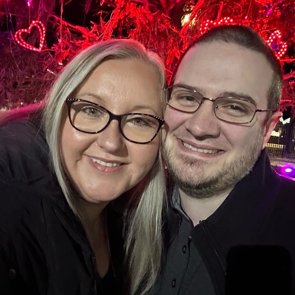 Meet your Posher, Shannen - Picture 3 of 3